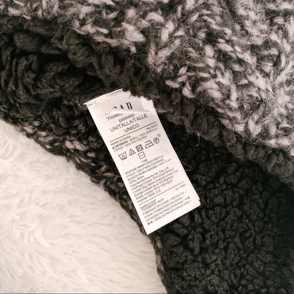 Winter hat - Picture 3 of 4